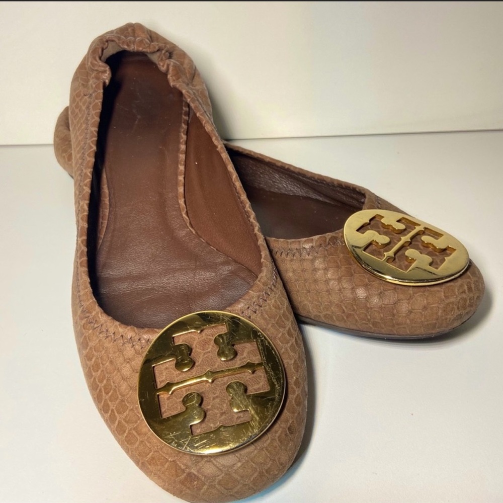 Tory Burch Minnie Logo Python Embossed Flat Size 9